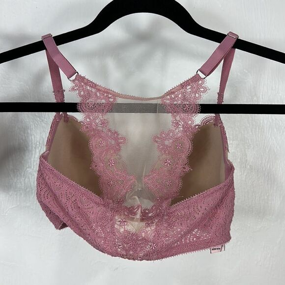 2/$20 Victoria’s Secret Underwire Bras Size 32DD - Picture 4 of 9